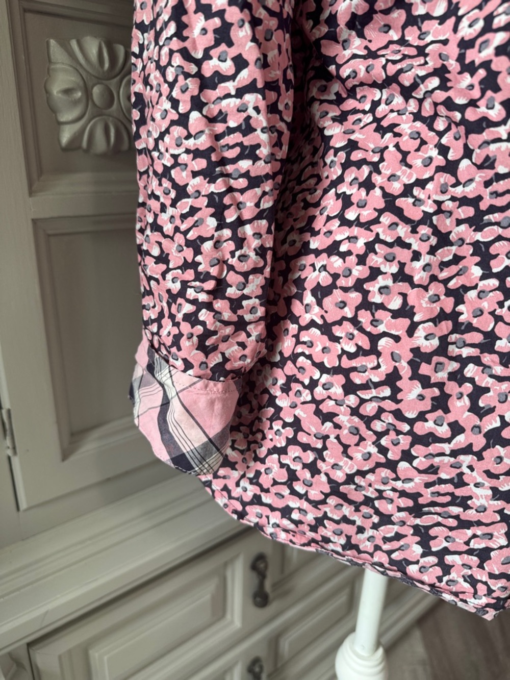 Talbots Women’s Petite Long Sleeve Pink Floral Button-Up Shirt Size 16WP - Picture 3 of 11